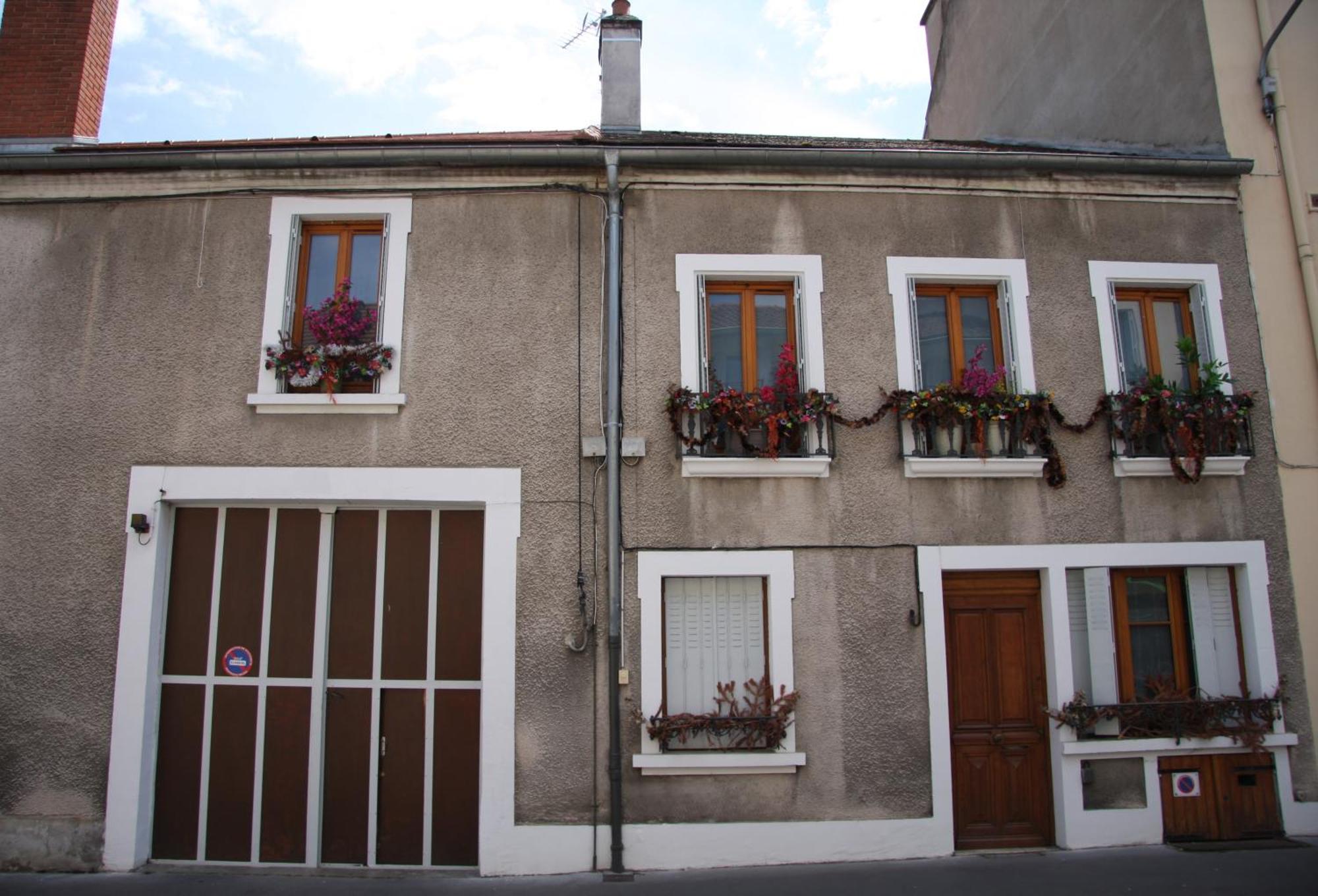 Appartement Haut De Gamme Centre Ville Chalon-sur-Saone Exterior photo
