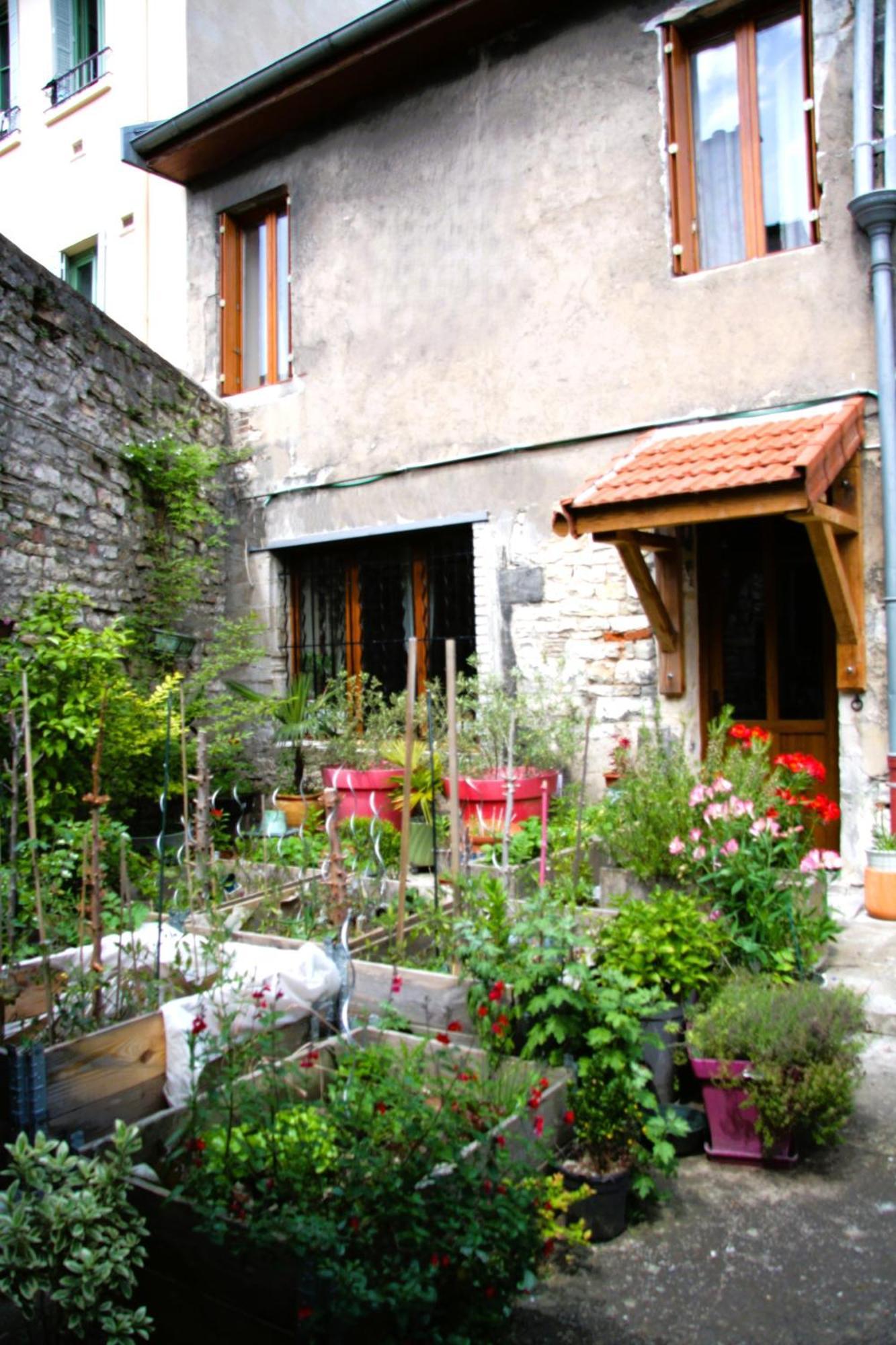 Appartement Haut De Gamme Centre Ville Chalon-sur-Saone Exterior photo